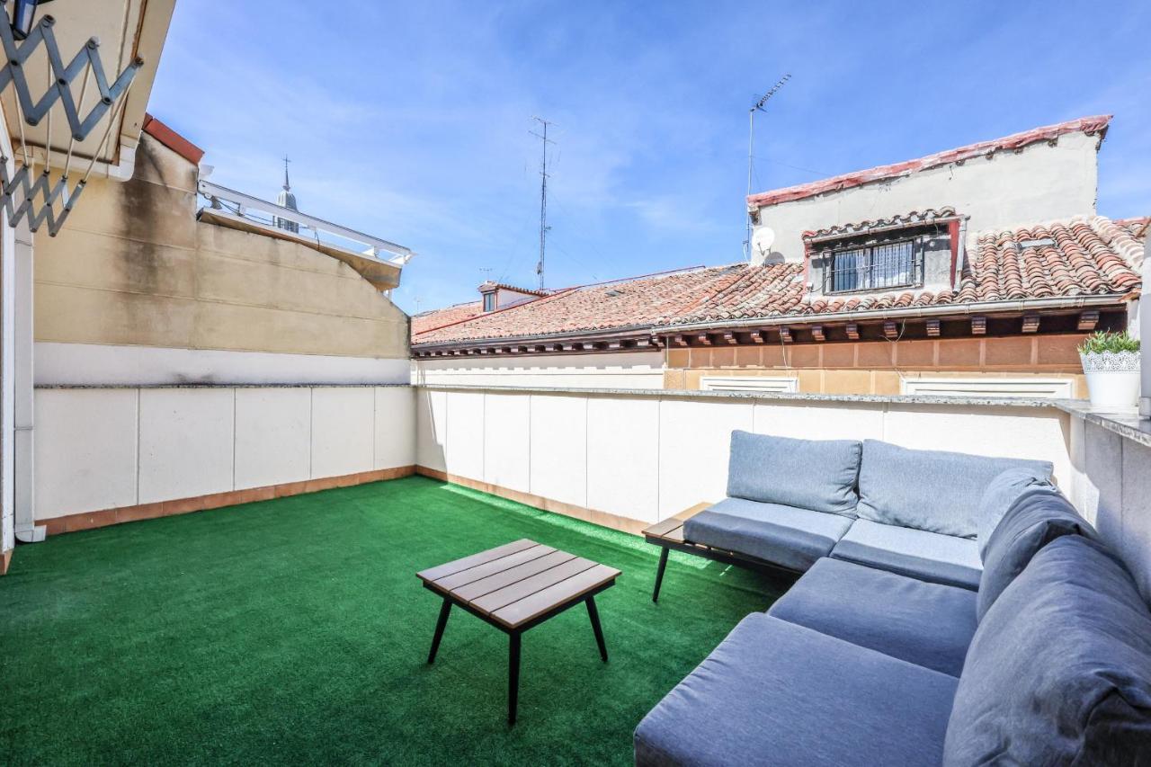 Atico Reformado Con Terraza En Lavapies Apartment Madrid Exterior photo